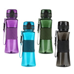 Lade das Bild in den Galerie-Viewer, Du bist auf der Suche nach einer Sportflasche, Trinkflasche oder einer Wasserflasche die aus dem Werkstoff Tritan ist. Die perfekte Begleitung für aktive Tage! Du liebst es, aktiv zu sein, sich bewegen und abkühlen zu lassen? Dann ist unsere Tritan Sportflasche genau das Richtige für dich!