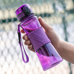 Lade das Bild in den Galerie-Viewer, Sportflasche Tritan Trinkflasche Wasserflasche. Die perfekte Begleitung für aktive Tage! Du liebst es, aktiv zu sein, sich bewegen und abkühlen zu lassen? Dann ist unsere Tritan Sportflasche genau das Richtige für dich!